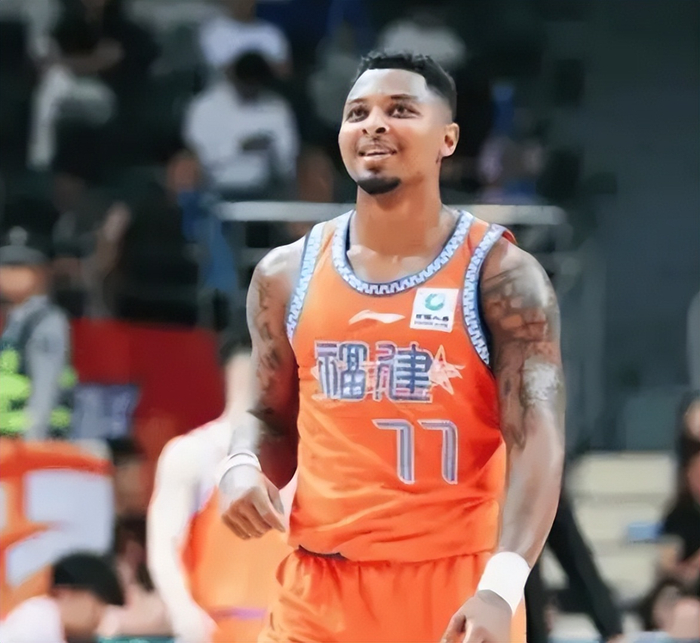 广东男篮惨败福建掉出前四陷附加赛边缘