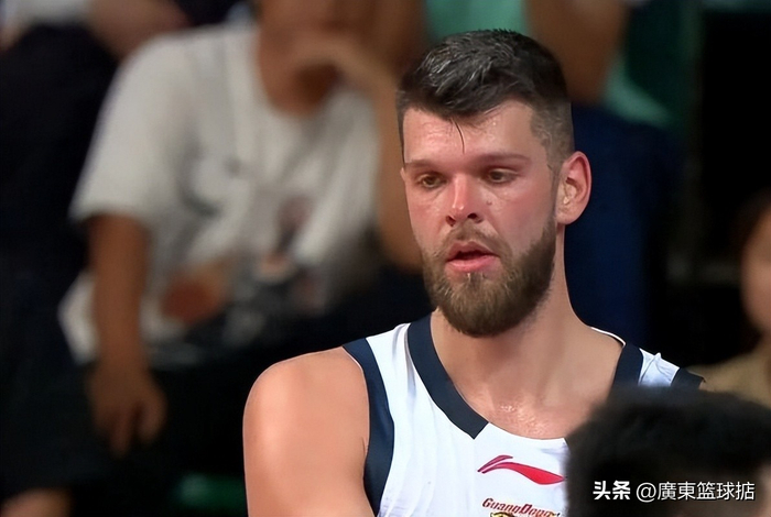 广东宏远VS北京首钢：阵容对位分析与胜负关键点